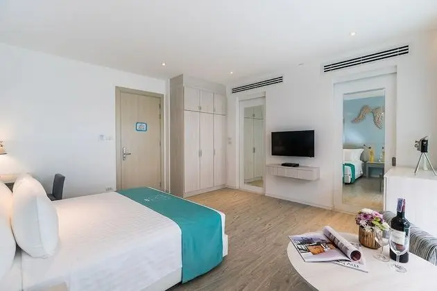 Deluxe Tek Büyük Yataklı Oda, Havuz Kullanımı