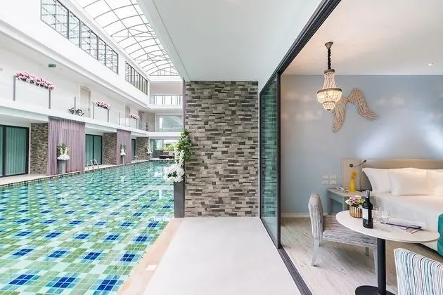 Deluxe Tek Büyük Yataklı Oda, Havuz Kullanımı