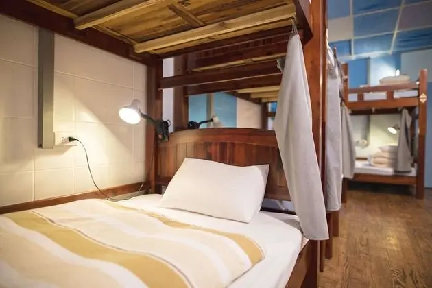 Ortak Ranzalı Oda, Sadece kadınlar için (10 beds)