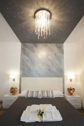 Üç Kişilik Oda