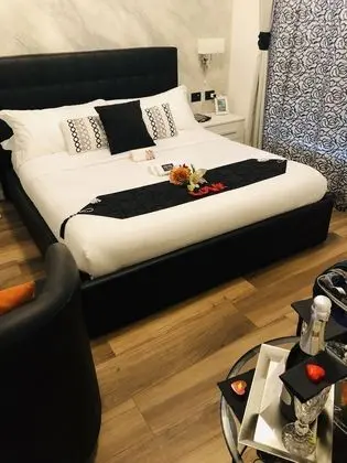 Üç Kişilik Oda