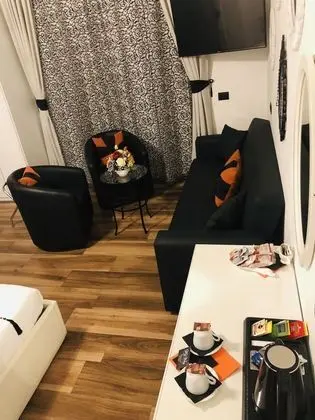Üç Kişilik Oda