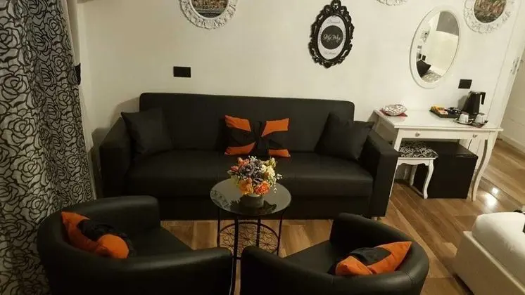 Üç Kişilik Oda