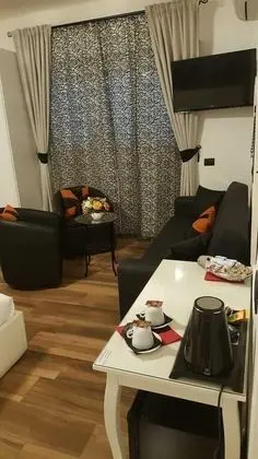 Üç Kişilik Oda