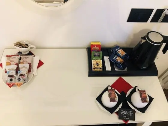 Üç Kişilik Oda