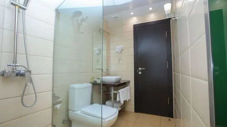 Deluxe Tek Büyük veya İki Ayrı Yataklı Oda