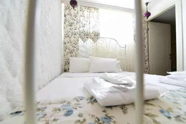 Ekonomik Oda - Bodrum Kat, Manzarasız, Yarı Bodrum Kat