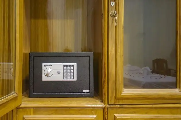 Deluxe Tek Büyük veya İki Ayrı Yataklı Oda, 1 Çift Kişilik veya 2 Tek Kişilik Yatak, Sigara İçilmez
