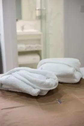 Tek Büyük Yataklı Oda, Bahçe Manzaralı
