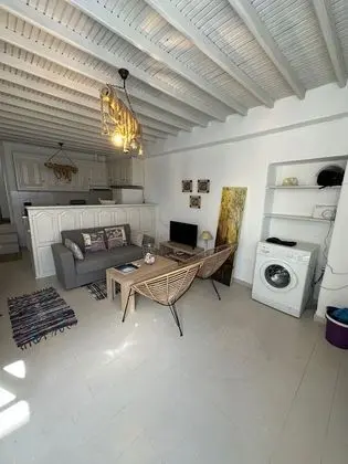 Traditional Apart Daire