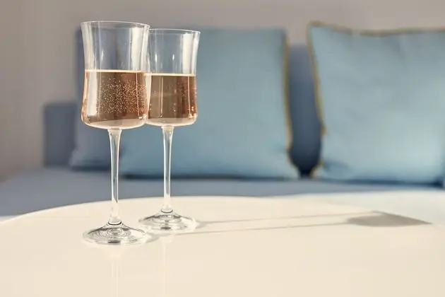 Deluxe Oda, Kısmi Deniz Manzaralı (Rinia)