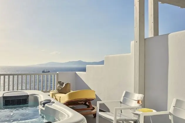 Superior Oda, Deniz Manzaralı (Outdoor Spa Jetted Tub, Phos)