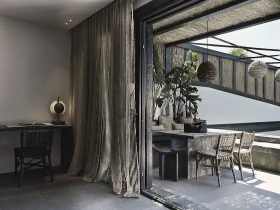 ECO Suite, Private Pool