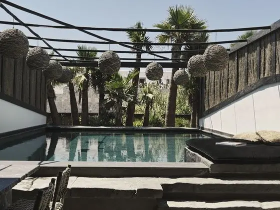 ECO Suite, Private Pool