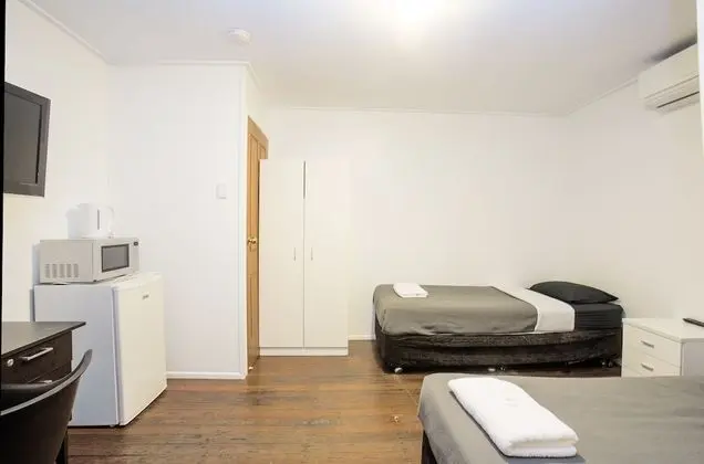 Standard Oda, Sigara İçilmez, Ortak Banyo (Budget Twin (3night+))