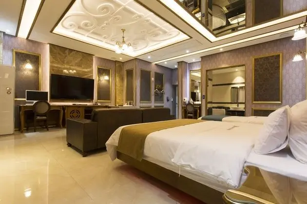 Luxury İki Ayrı Yataklı Oda