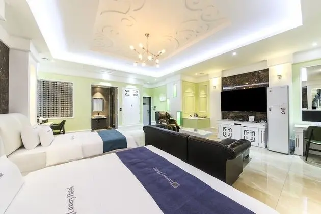 Luxury İki Ayrı Yataklı Oda