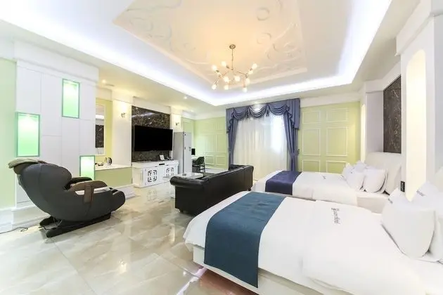 Luxury İki Ayrı Yataklı Oda
