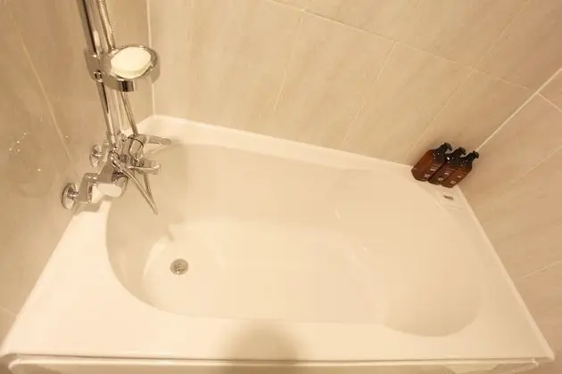 Oda (Premium (Free Netflix available in al)