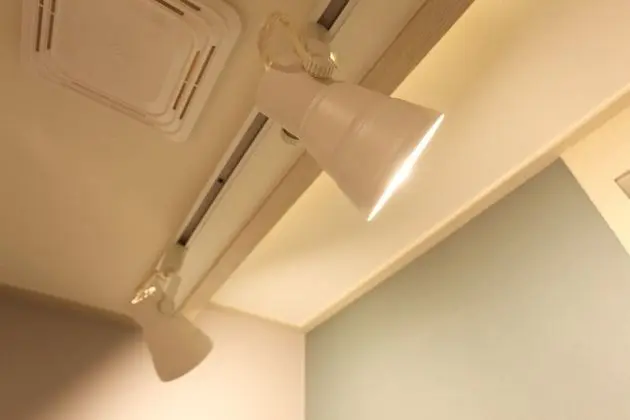 Oda (Standard - A (Free Netflix viewing in)