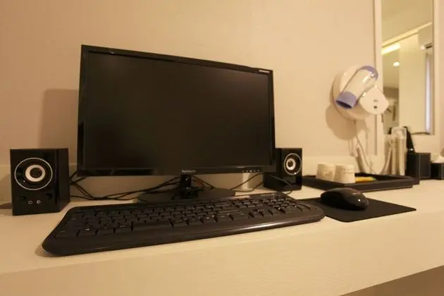 Oda (Standard - B (Free Netflix viewing in)