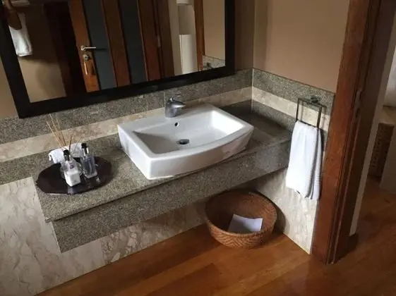 Deluxe Tek Büyük veya İki Ayrı Yataklı Oda
