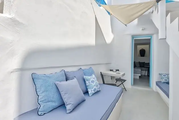 Cave Suite Outdoor Jetted Tub