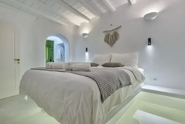 Mews Luxury Suite