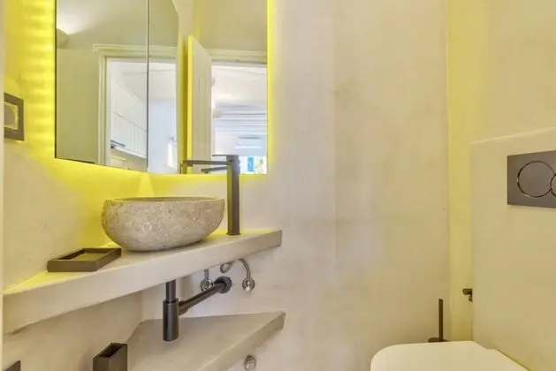 Mews Luxury Suite