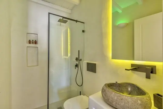 Mews Luxury Suite
