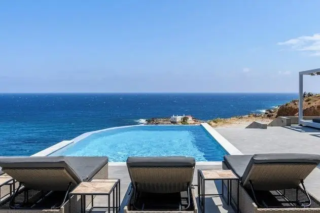 Villa, 4 Yatak Odası, Sigara İçilebilir, Şömine