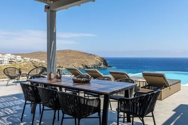 Villa, 4 Yatak Odası, Sigara İçilebilir, Şömine