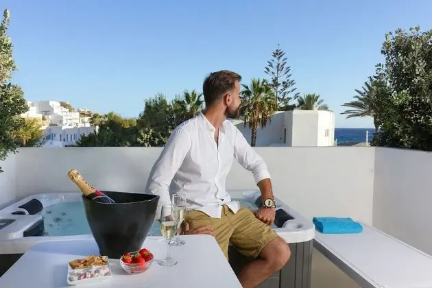 Relax Suite with Hot Tub