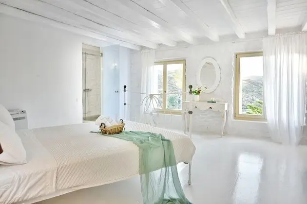 Spartacus 2 Bedroom Villa with Private Pool