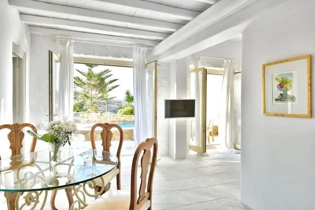 Spartacus 2 Bedroom Villa with Private Pool