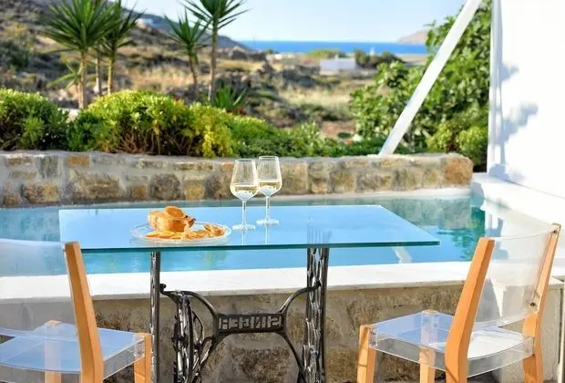 Spartacus 2 Bedroom Villa with Private Pool