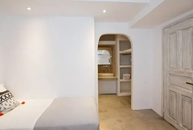 Deluxe Apart Daire, 2 Yatak Odası, Kişiye Özel Havuzlu, Şehir Manzaralı