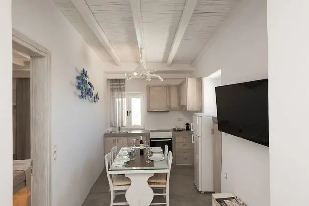 Deluxe Apart Daire, 2 Yatak Odası, Kişiye Özel Havuzlu, Şehir Manzaralı