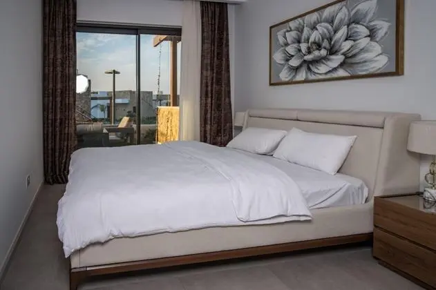 Daire-İki Yatak Odalı, Bahçe Manzaralı, Bahçe Katı