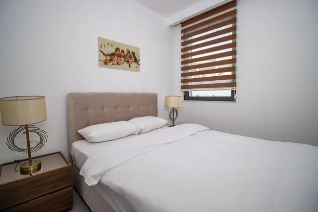 İki Yatak Odalı Apartment -Bahçe Katı -Bahçe Manzaralı