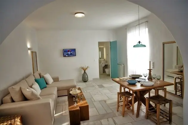 Villa (Thaleia)
