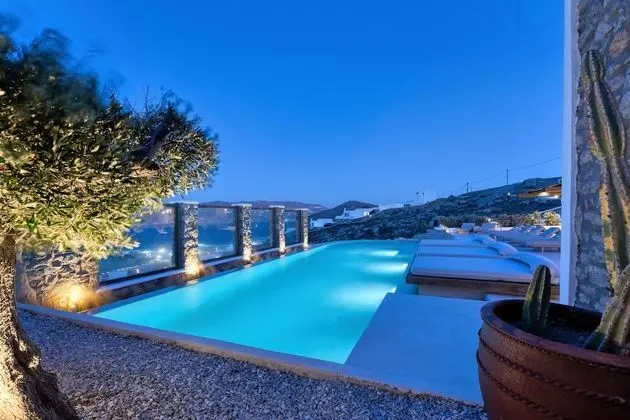 Villa, 7 Bedrooms, 2 Private pools, Sea View