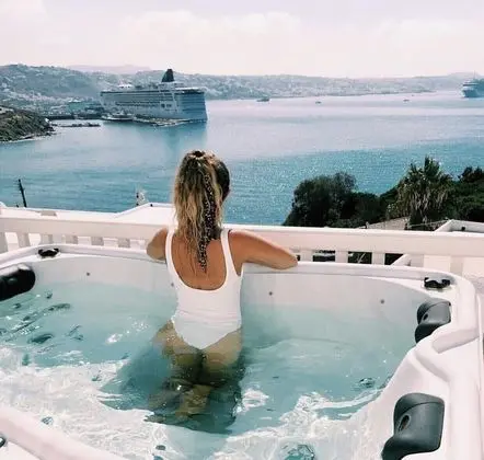 Honeymoon Süit, Sıcak Su Küveti, Deniz Manzaralı (Outdoor)