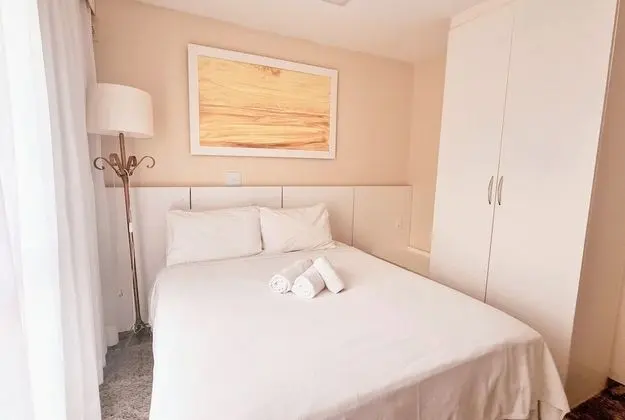 Standard Oda, 1 Çift Kişilik Yatak, Balkon, Kısmi Deniz Manzaralı