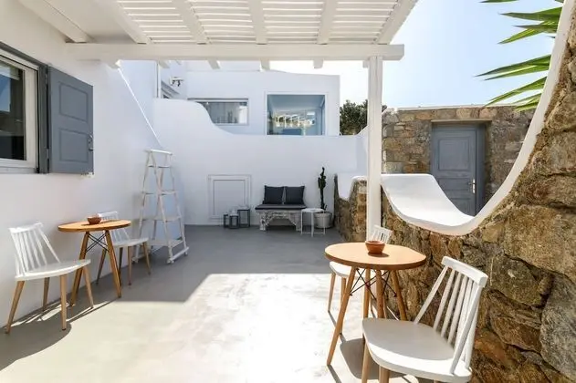 Traditional Apart Daire, 1 Çift Kişilik Yatak ve Çekyat (Poseidon II)