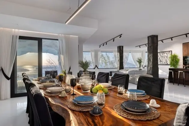 Luxury Villa, Deniz Manzaralı