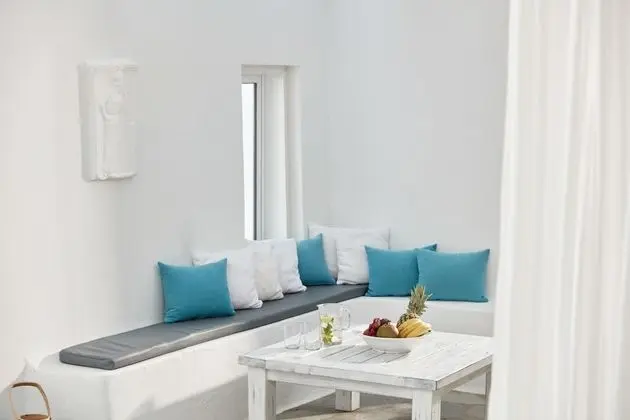 Stüdyo, Bahçe Manzaralı