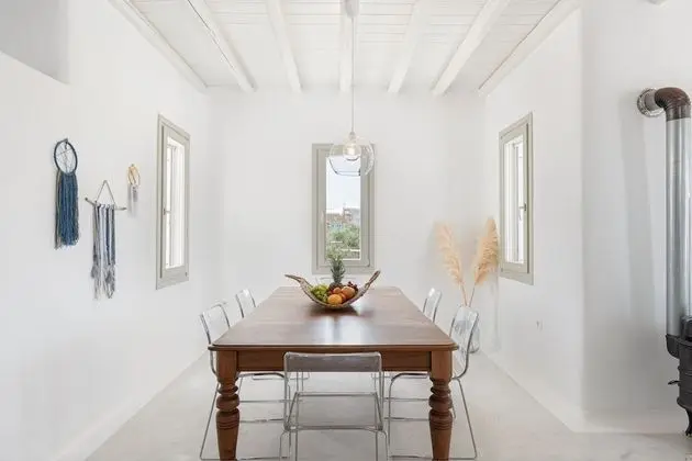 Elegant 3 bedrooms Alaya Villa by 2Doors