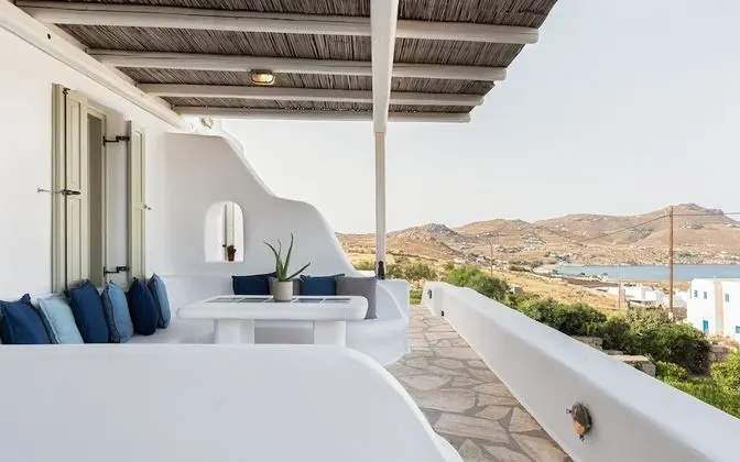 Elegant 3 bedrooms Alaya Villa by 2Doors