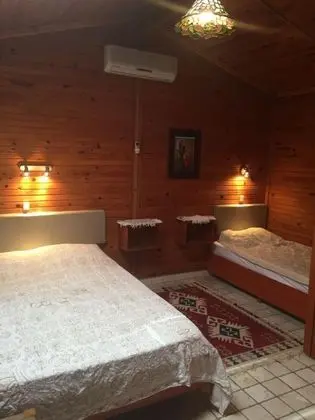 Üç Kişilik Oda, Bahçe Manzaralı